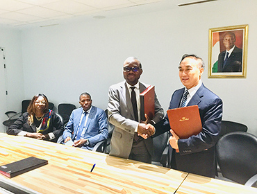 西非大通控股与科特迪瓦签署全国11个批发市场项目合作谅解备忘录